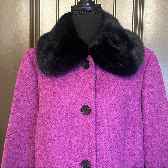 NWT TALBOTS Faux Fur Collar Bouclé Wool Blend Coat, Size Large - Picture 6 of 9